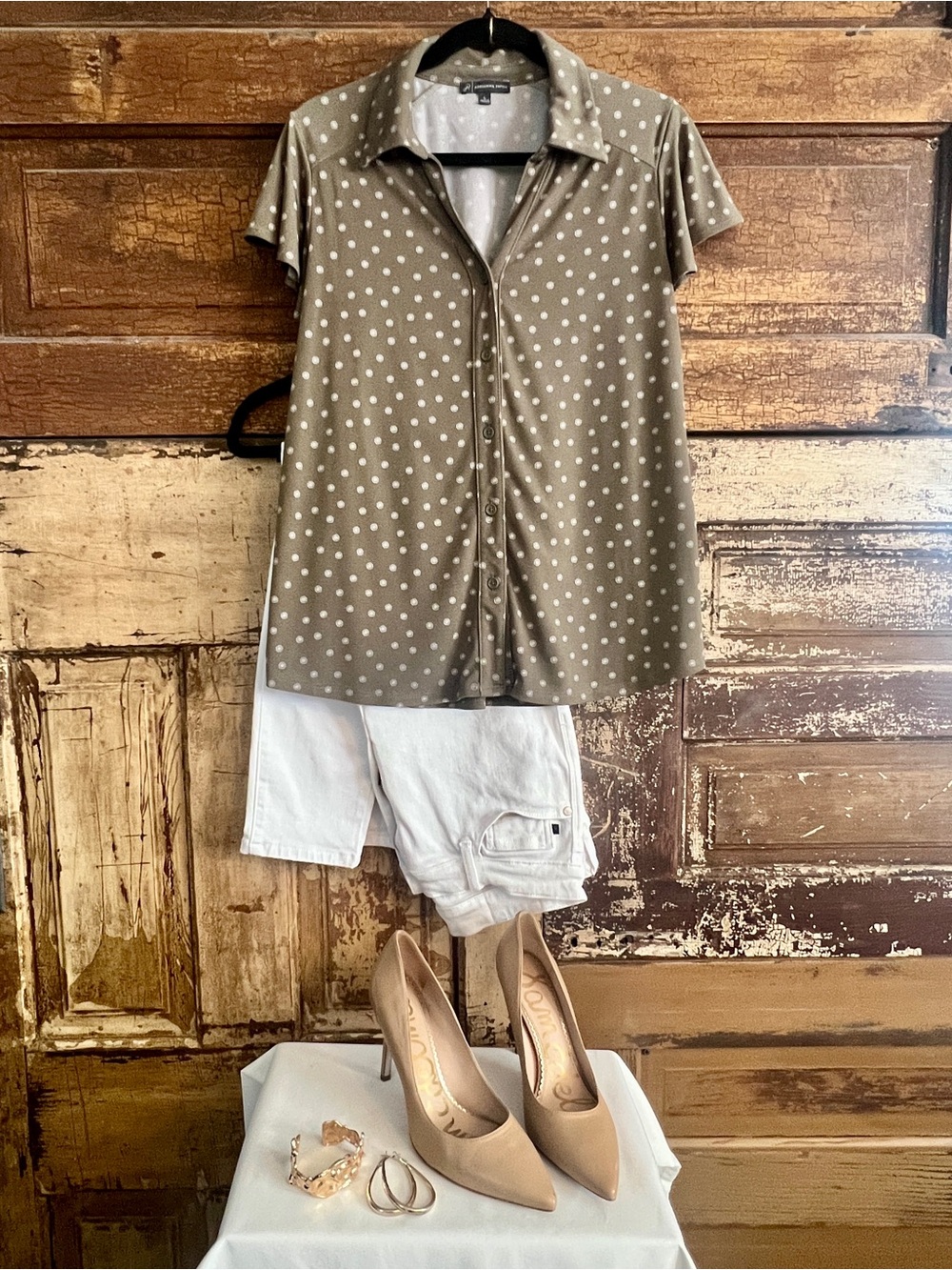 Adrianna Papell Polka Dot Blouse | Olive Button Front Top | Size L